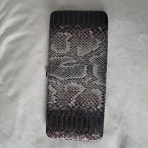Faux Snakeskin Clutch Wallet Black Silver ID Credit Card Holder Measures 10x5.5